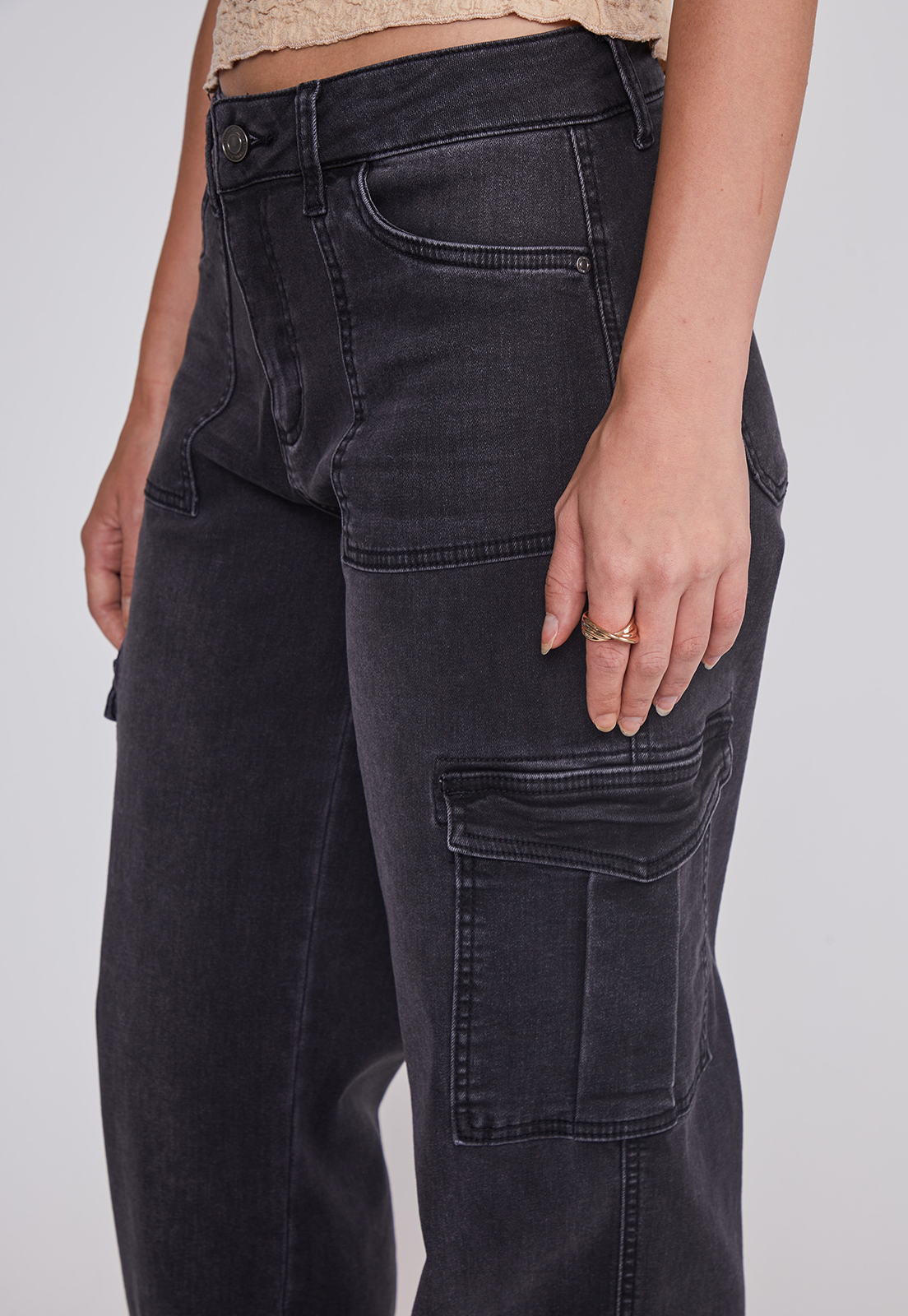 Jeans Mujer Cargo Elasticado Negro Sioux 3