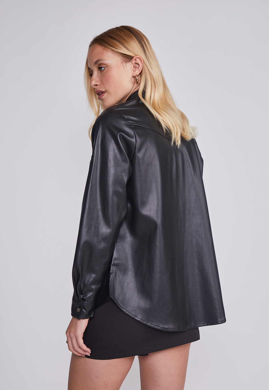 Sobrecamisa Mujer Western Negro Sioux 4