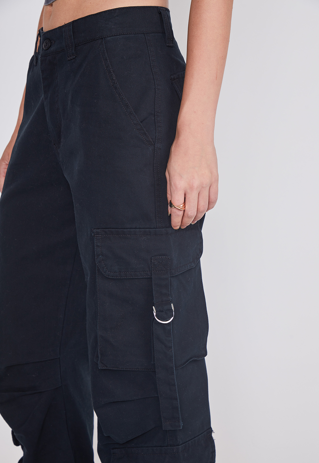 Pantalón Mujer Cargo Multibolsillos Negro Sioux 3