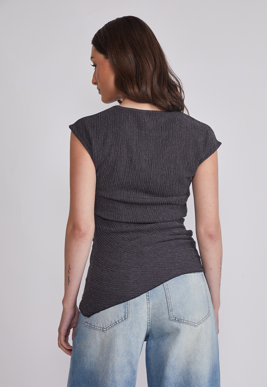 Polera Mujer Recogida Cintura Gris Sioux 2