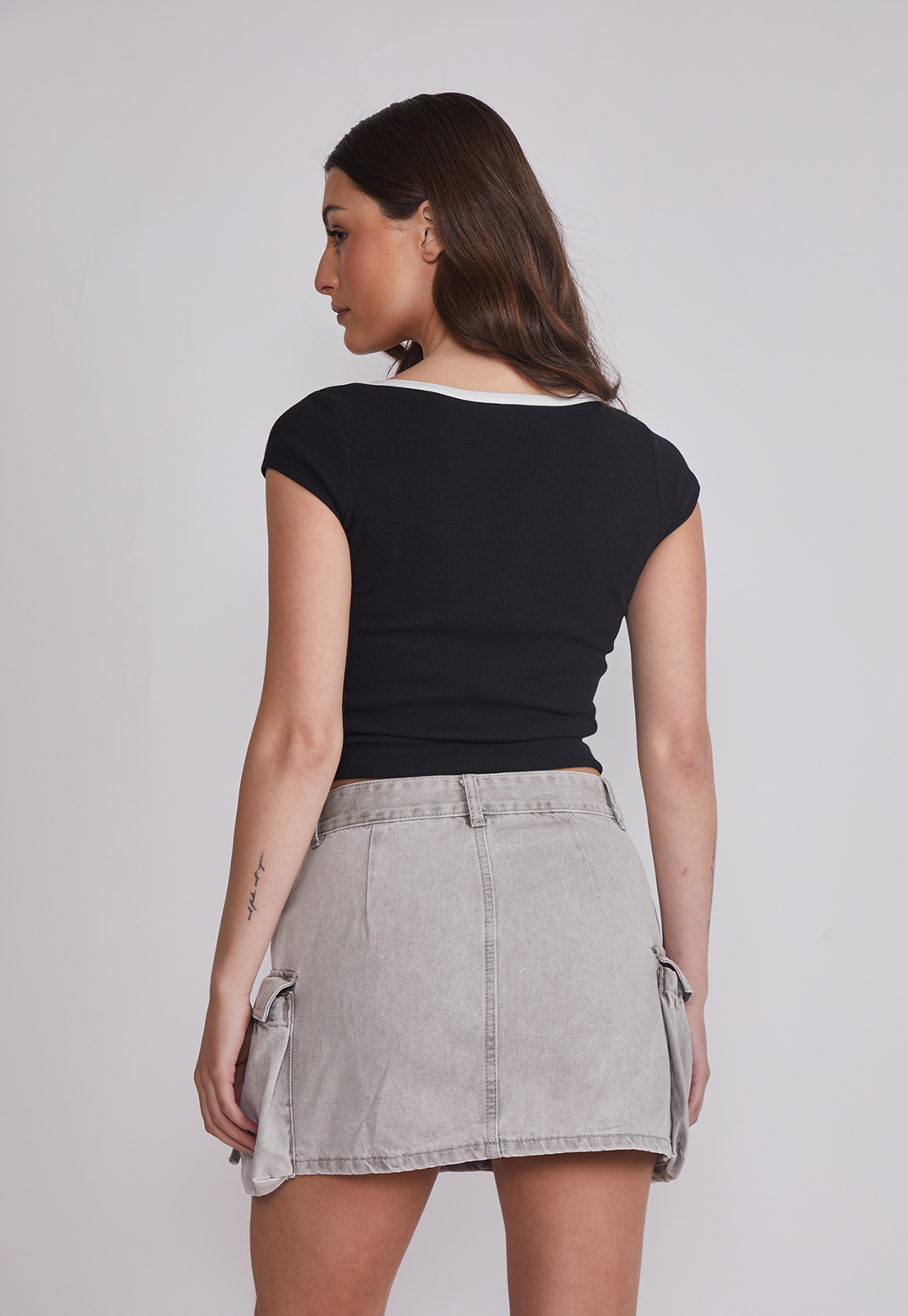 Polera Mujer Escote Contraste Negro Sioux 2