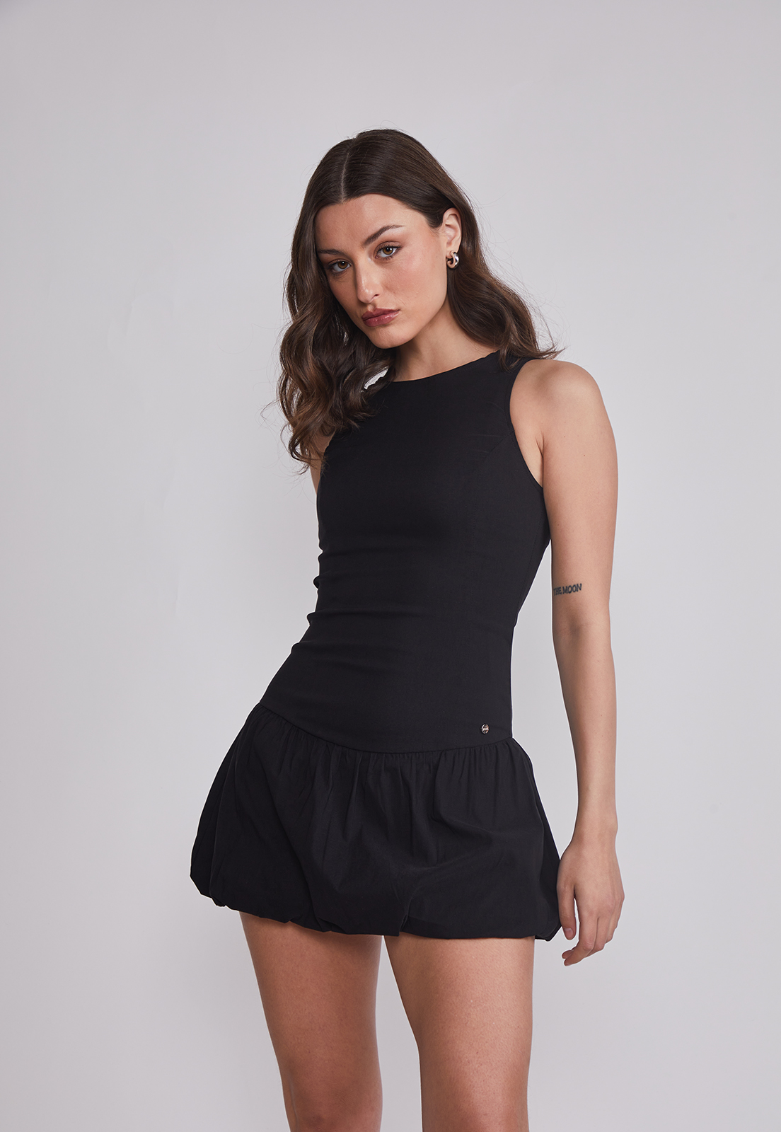 Vestido Mujer Ajustado Globo Negro Sioux 1