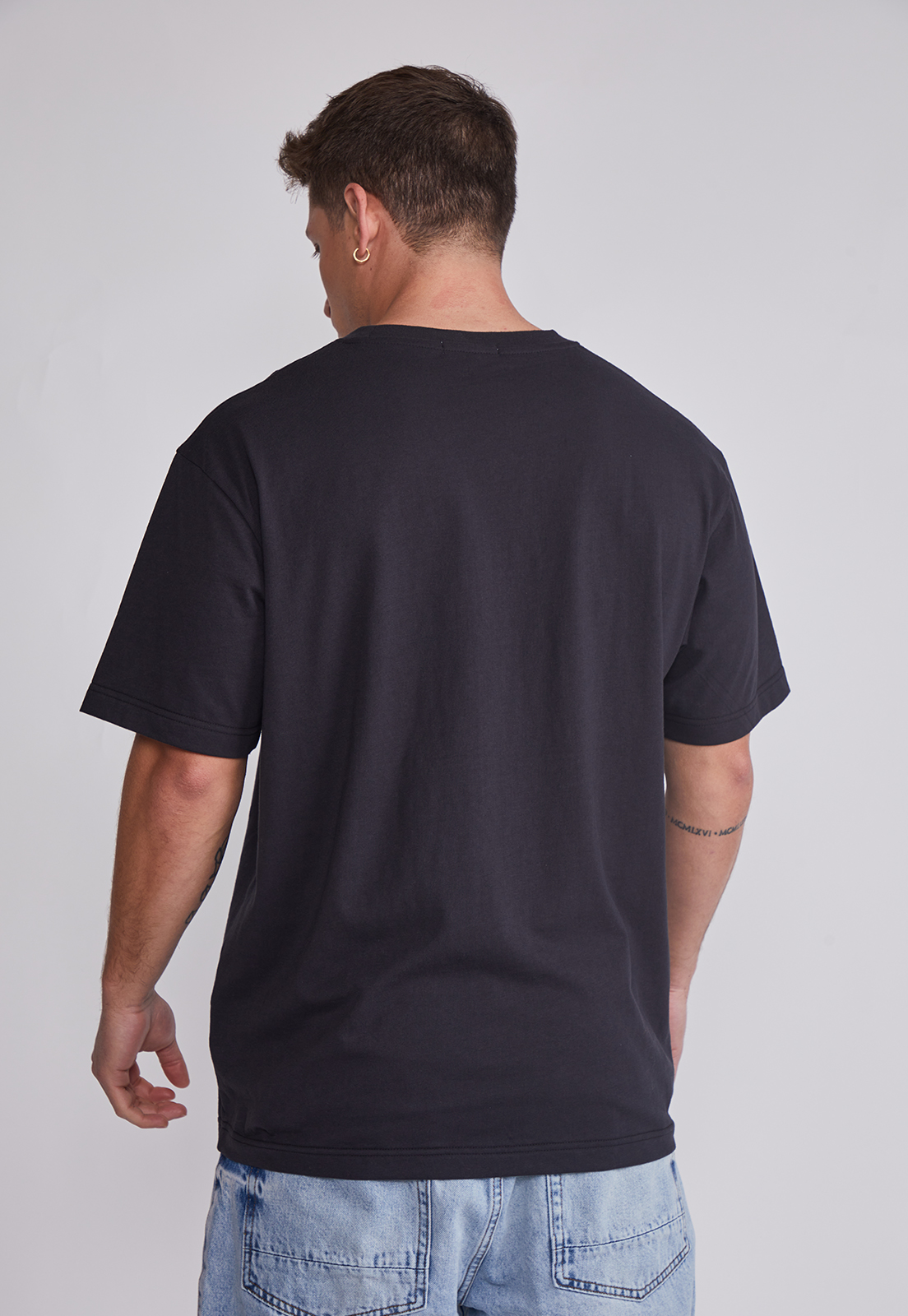 Polera Hombre Lavada Basic Negro Sioux 2