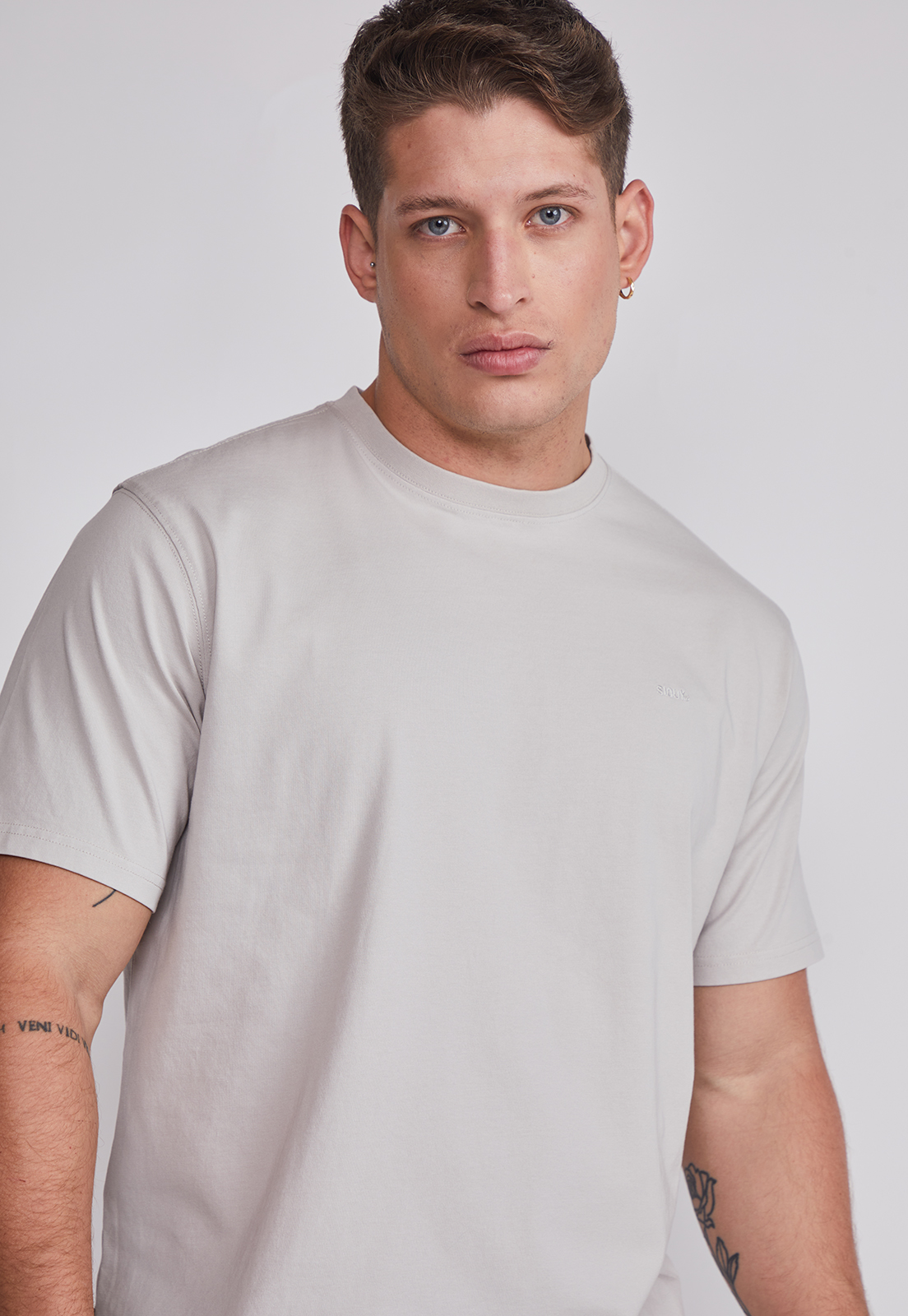 Polera Hombre Basic Gris Sioux 5