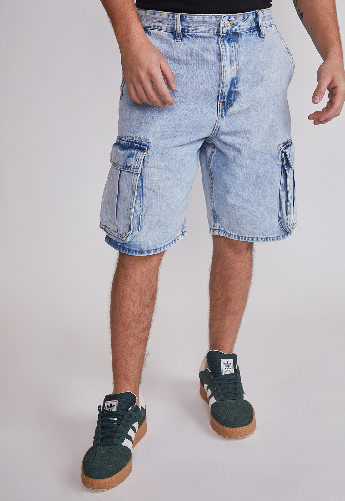 Bermuda Hombre Cargo Azul Sioux 1