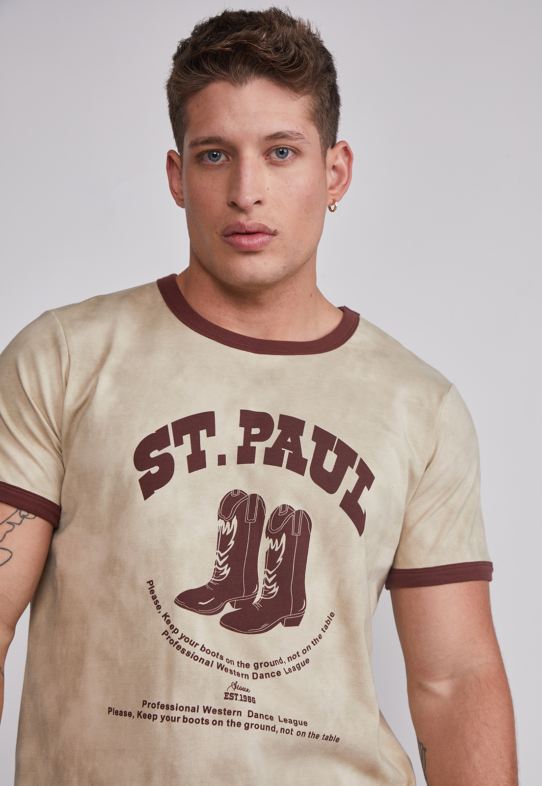 Polera Hombre West Boxy Beige Sioux 5