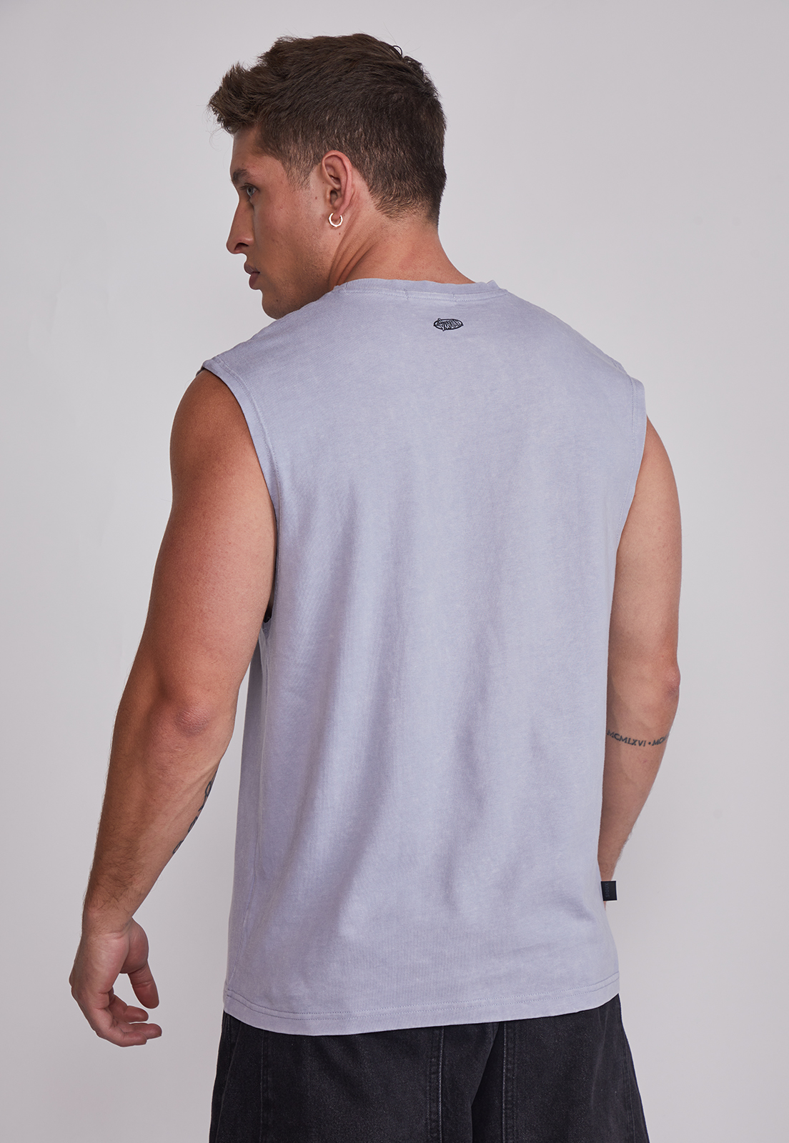 Polera Sin Manga Hombre Lavada Jersey Gris Sioux 2