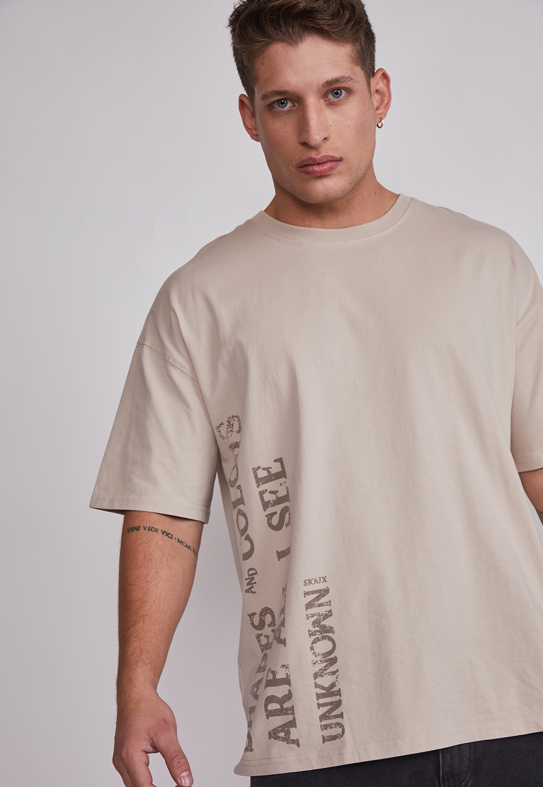 Polera Hombre Letras Beige Sioux 5