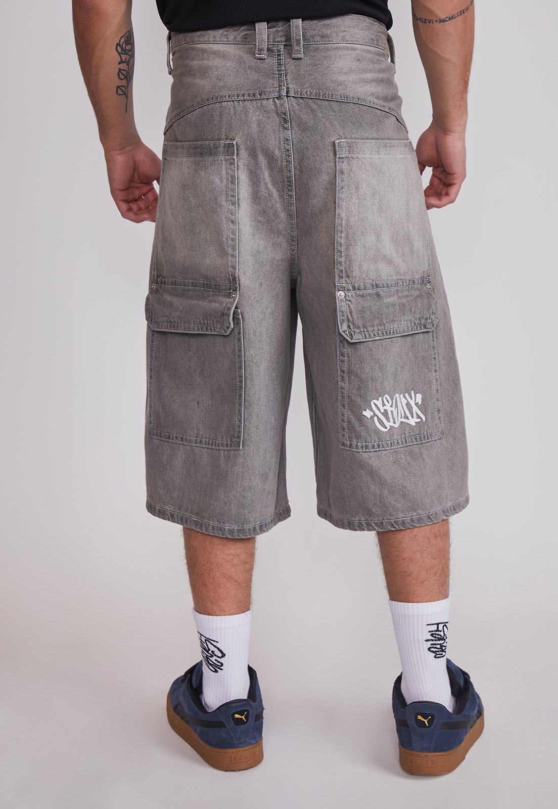 Bermuda Hombre Skater Bordado Gris Sioux 4