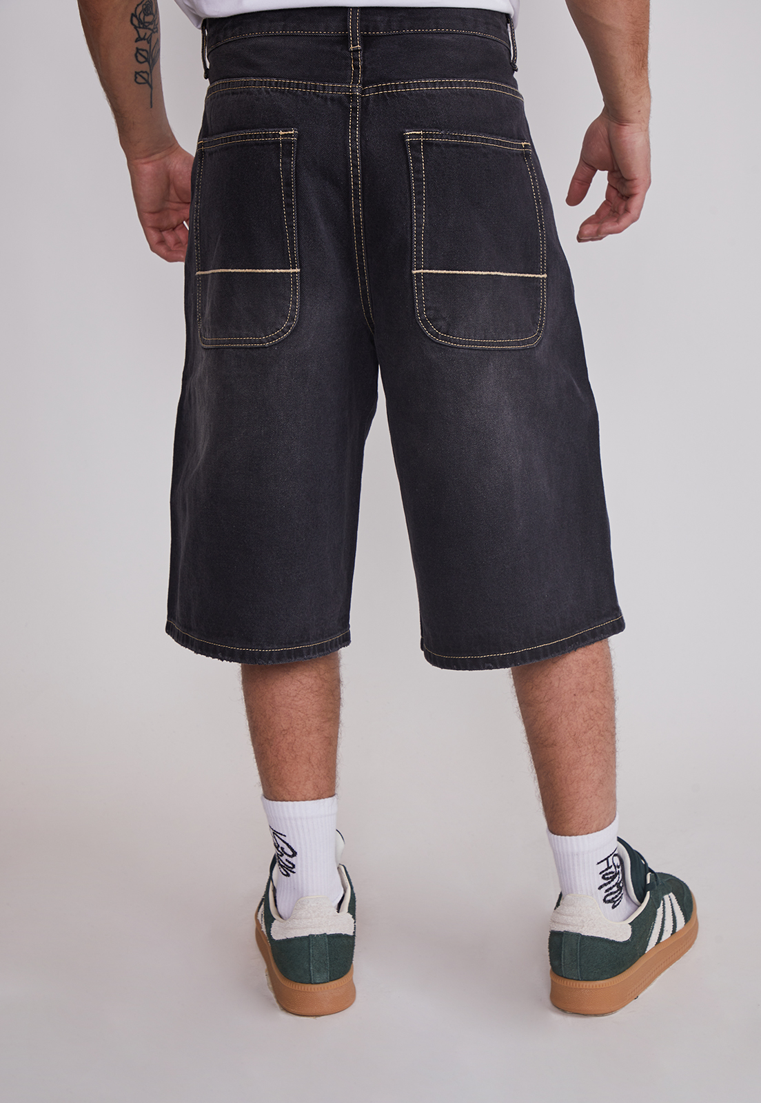 Bermuda Hombre Skate Negro Sioux 4