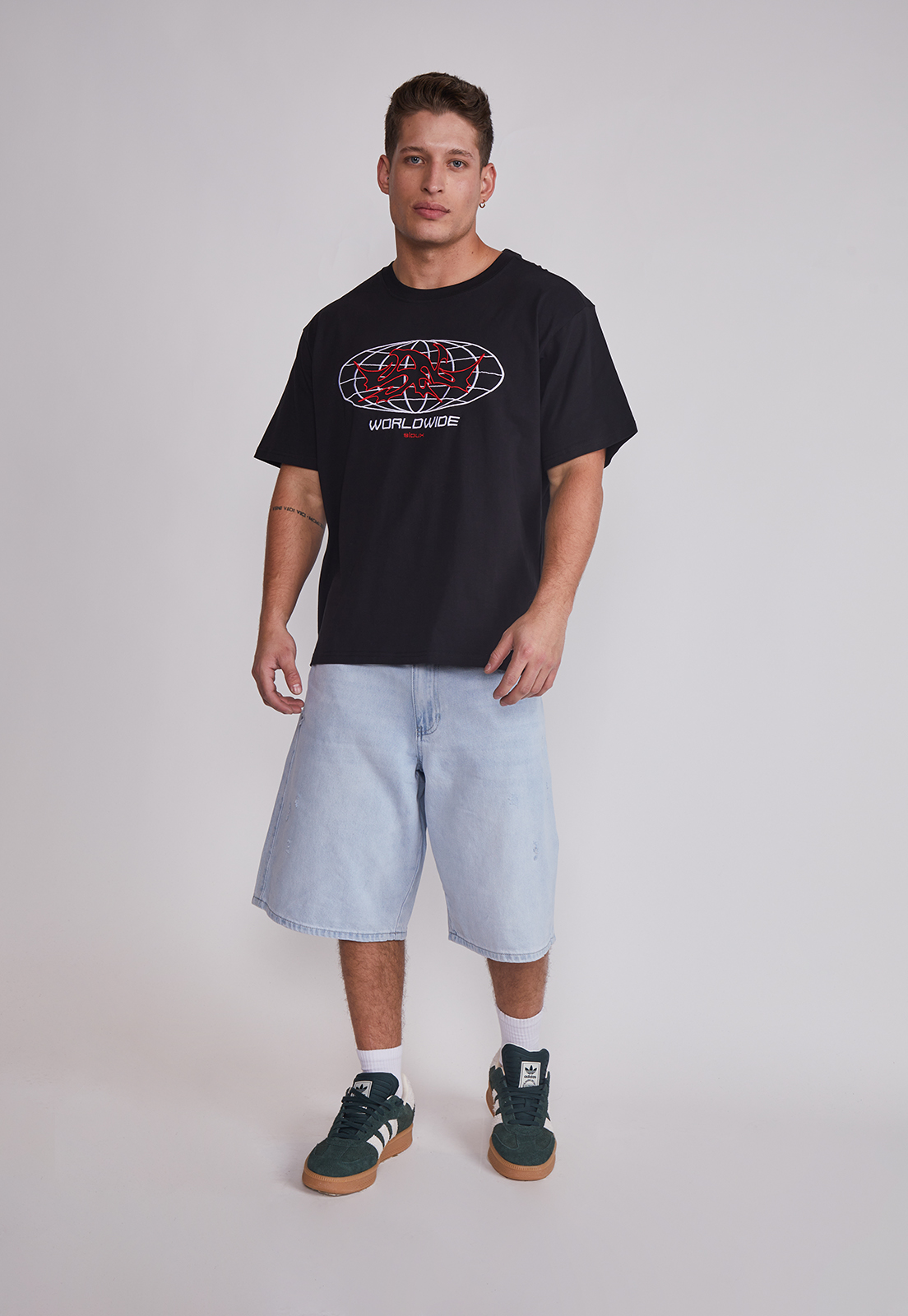 Polera Hombre Bordado Oversize Negro Sioux 3