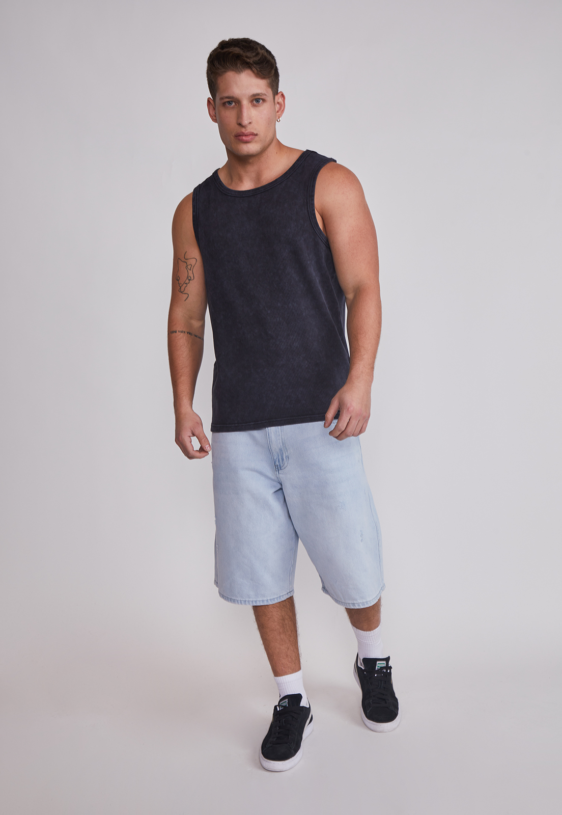 Polera Sin Manga Hombre Lavada Negro Sioux 5