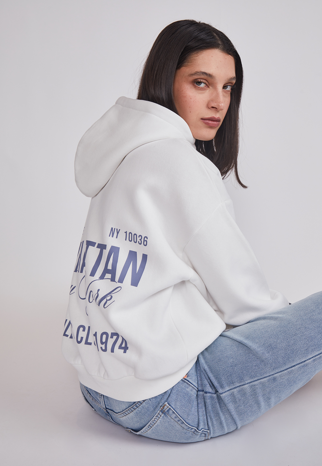 Polerón Mujer Estampado Espalda Crudo Sioux 2