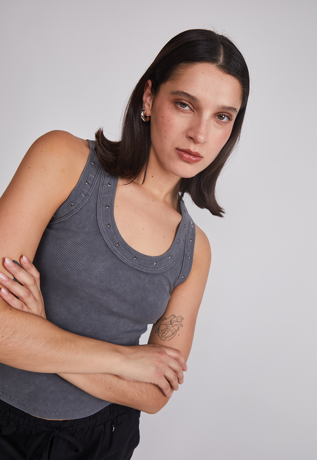 Peto Mujer Tachas Estrellas Gris Sioux 4