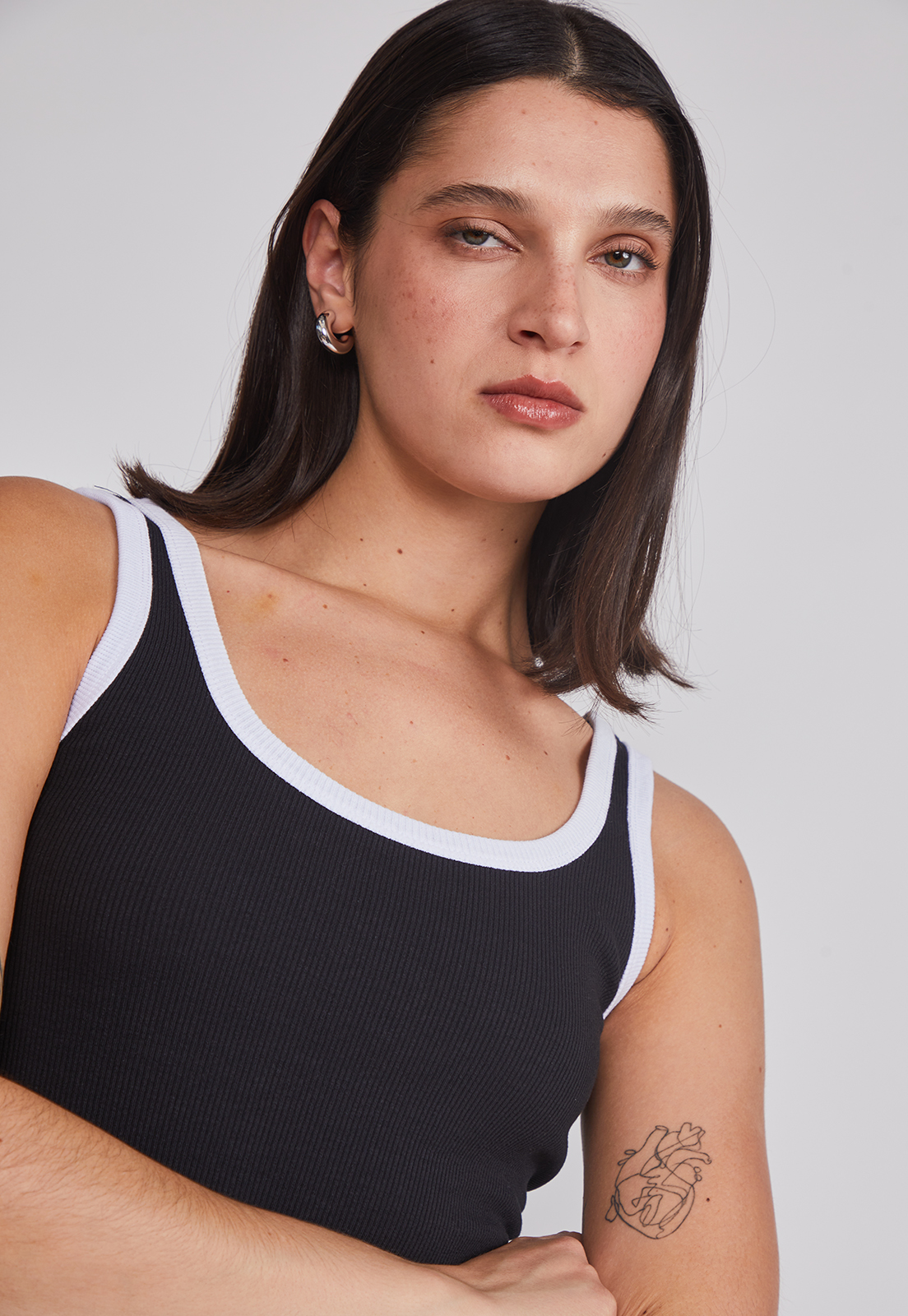 Peto Mujer Contraste Negro Sioux 5