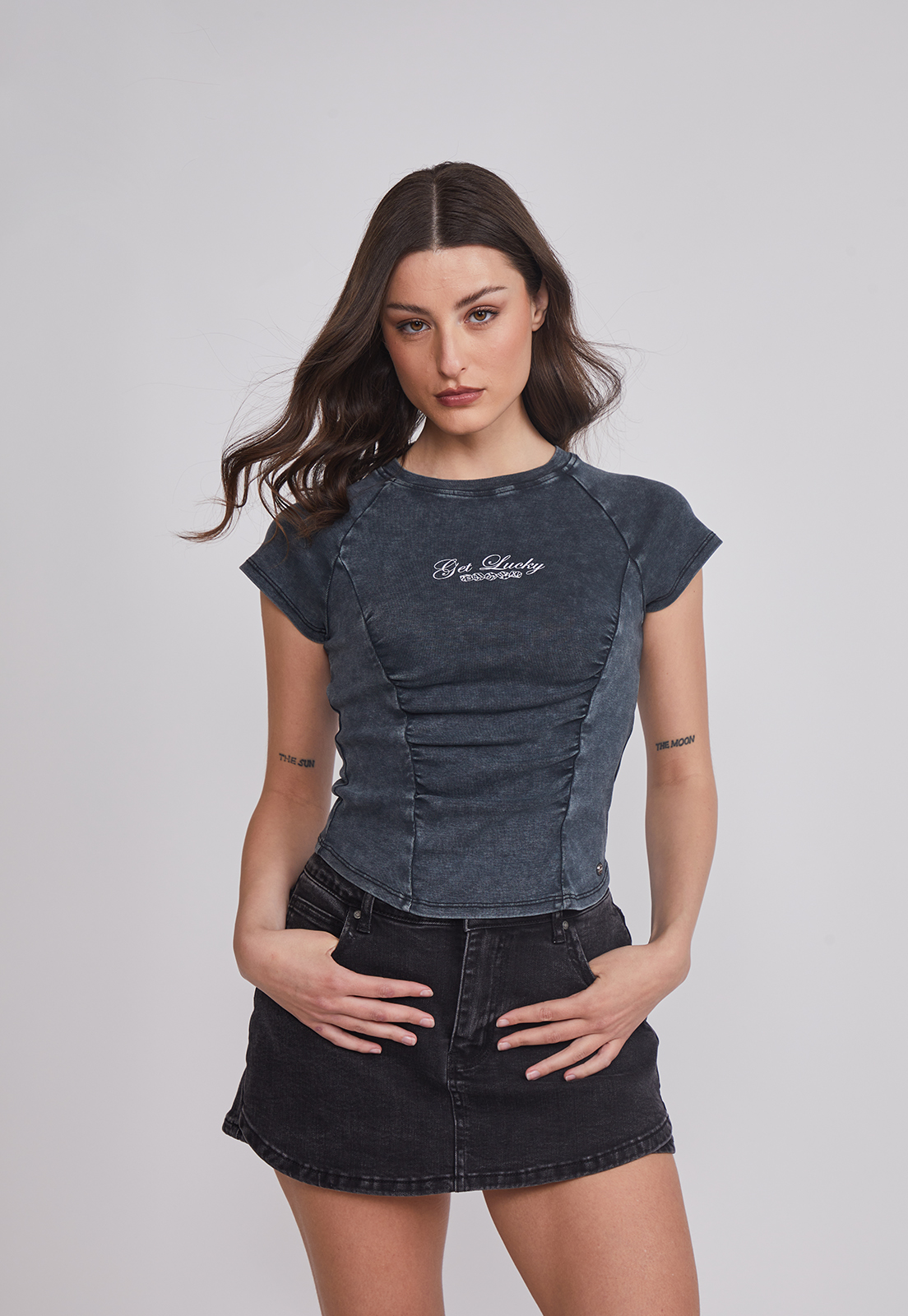 Polera Mujer Lavada Costura Gris Sioux 1