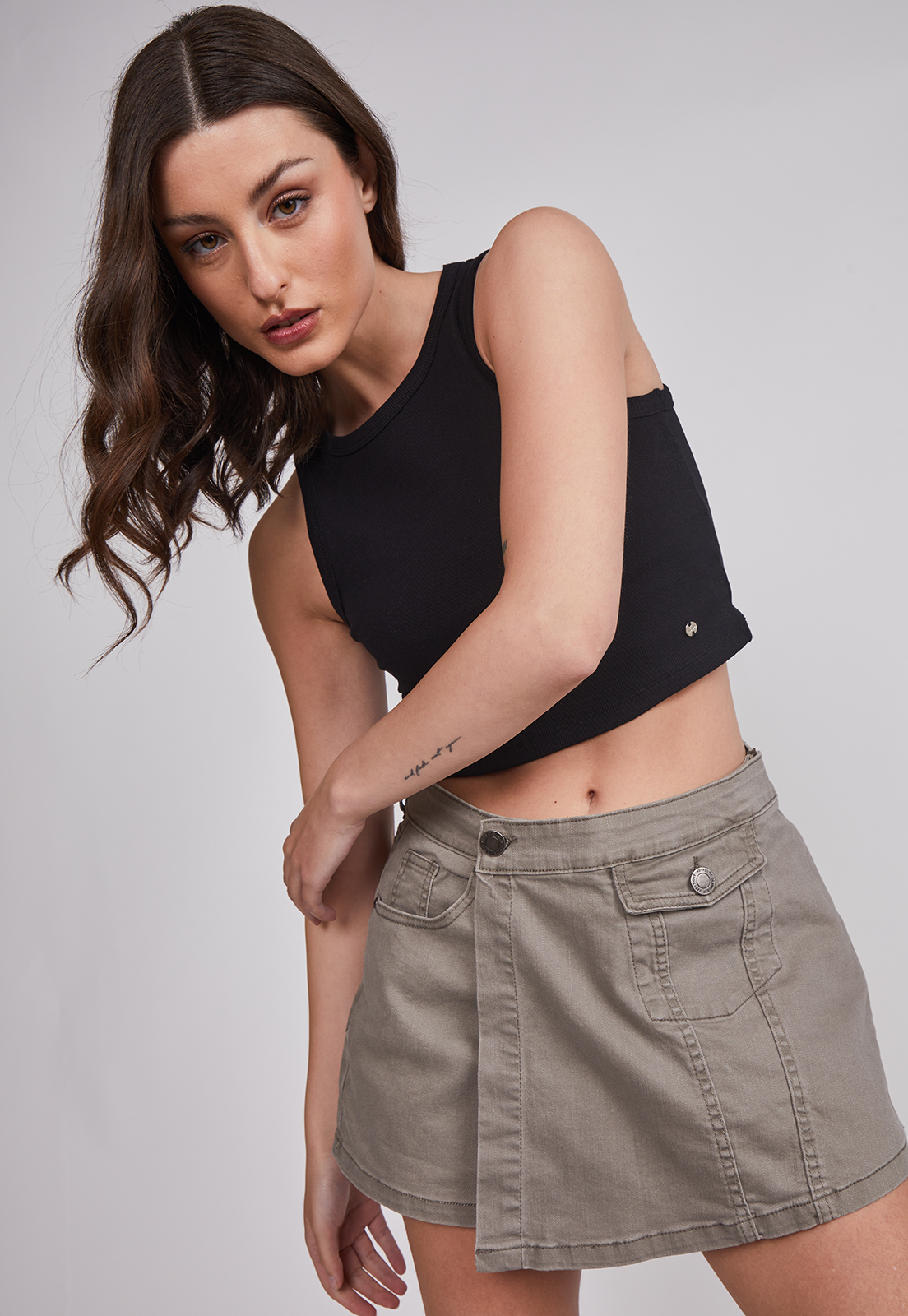 Falda Short Mujer Elasticada Verde Sioux 2