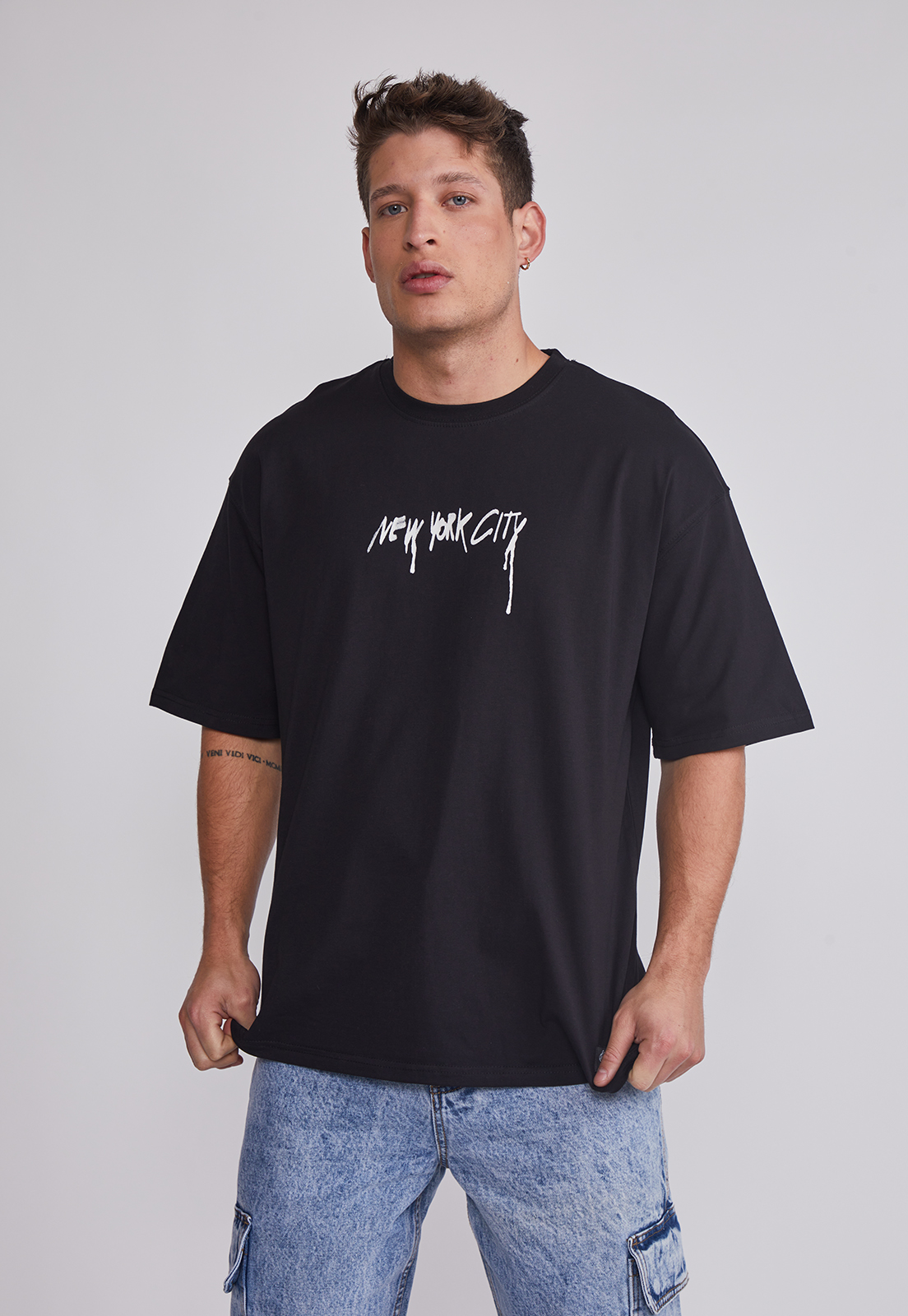 Polera Hombre Grafitis Negro Sioux 1