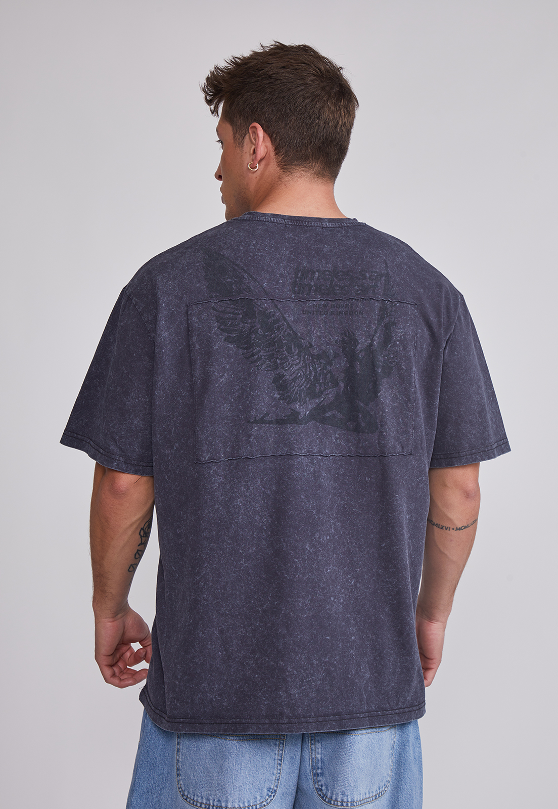 Polera Hombre Lavado Bordado Gris Sioux 2