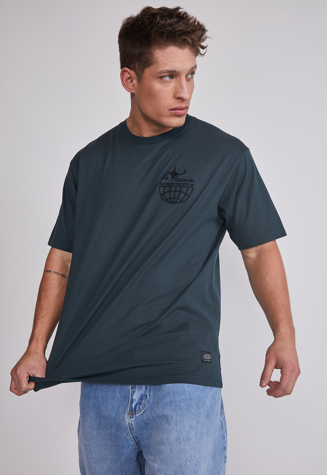 Polera Hombre Frases Verde Sioux 4