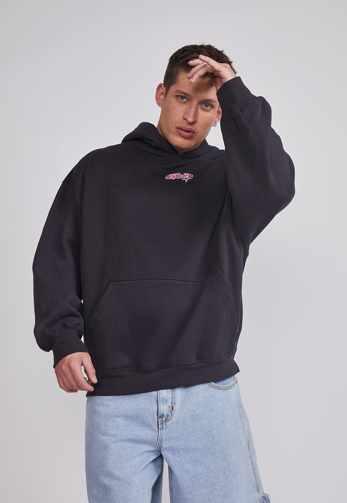 Polerón Hombre Relaxed Bordado Negro Sioux 1