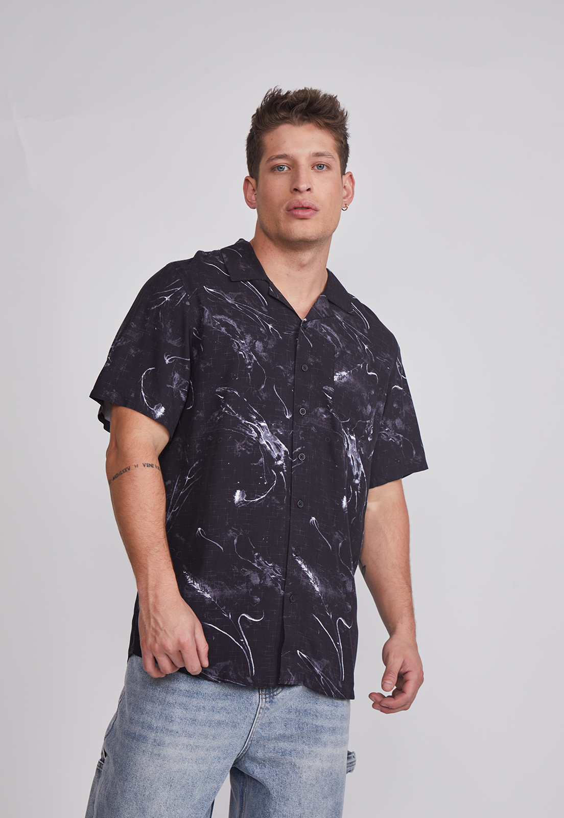 Camisa Hombre Full Print Negro Sioux 1