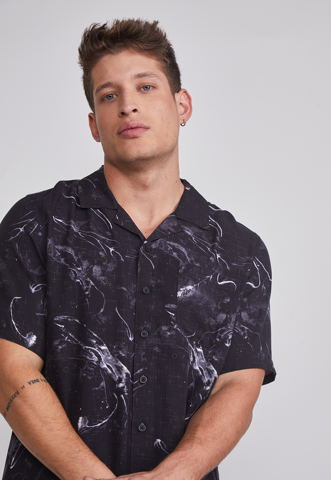 Camisa Hombre Full Print Negro Sioux 3