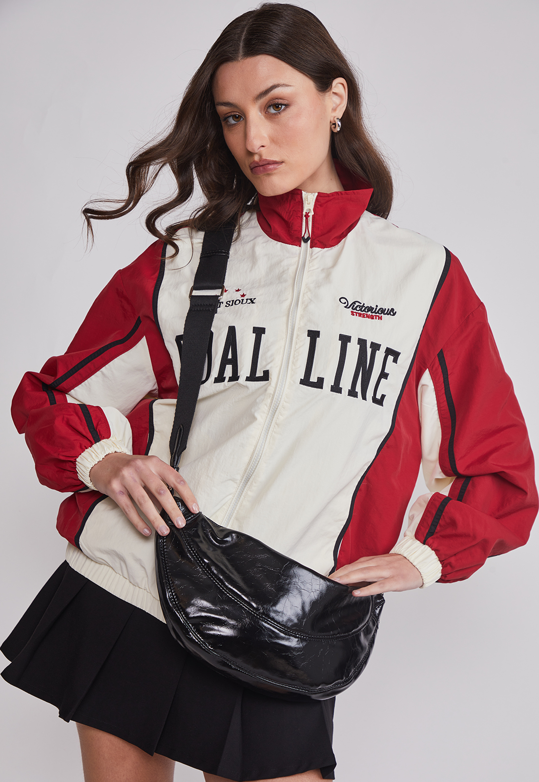 Cartera Crossbody Medialuna Negro Sioux 2