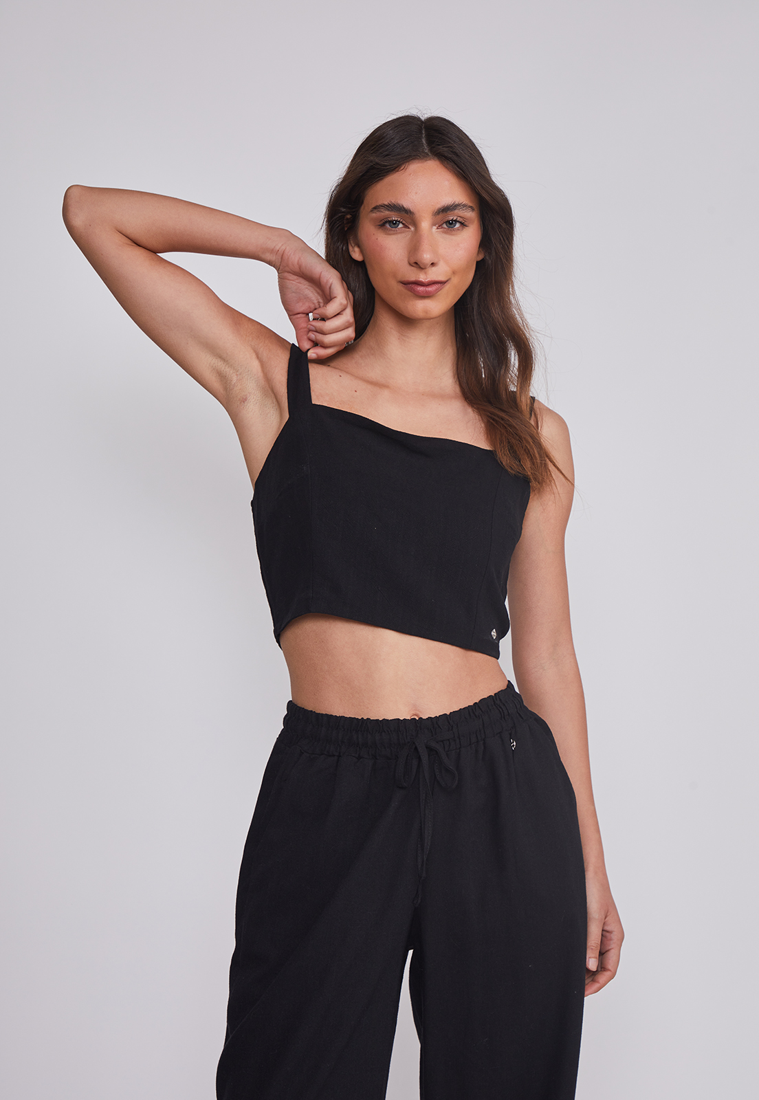 Blusa Mujer Lino Crop Negro Sioux 1