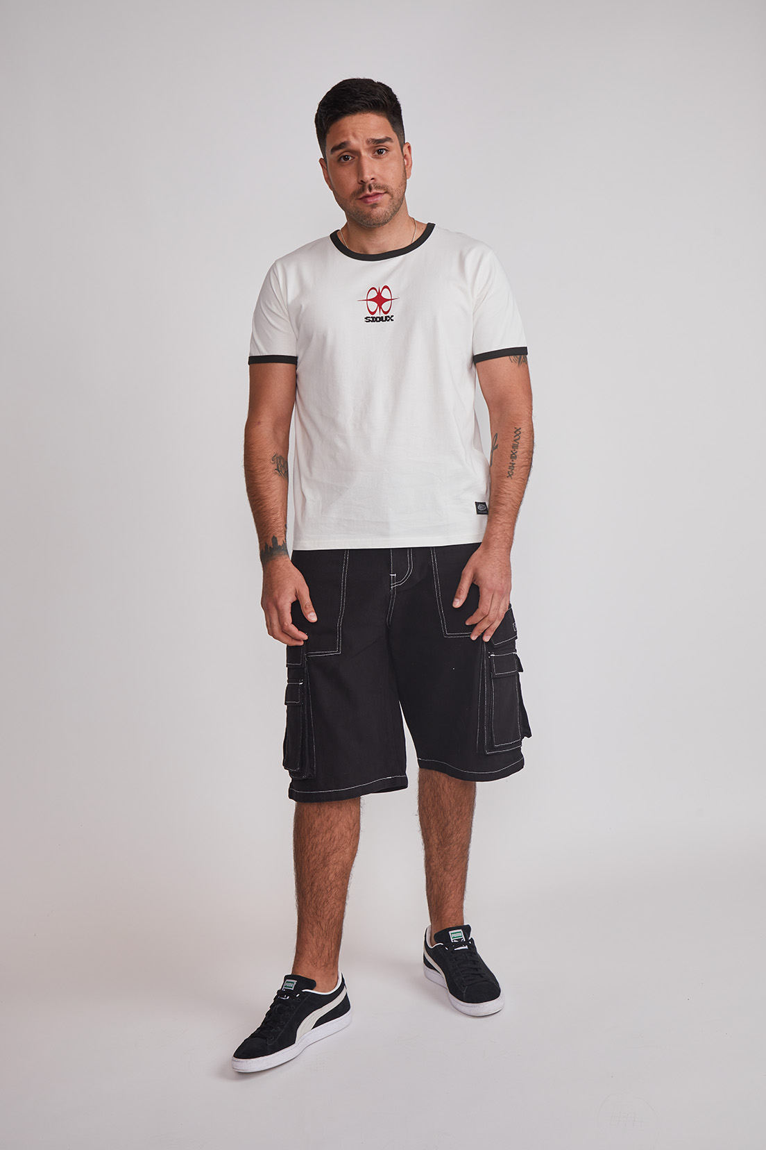 Bermuda Hombre Cargo Costuras Negro Sioux 4