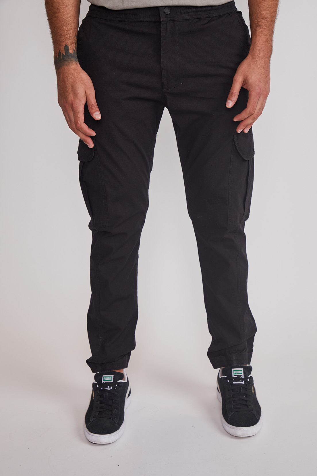 Pantalón Hombre Jogger Cargo Negro Sioux 1