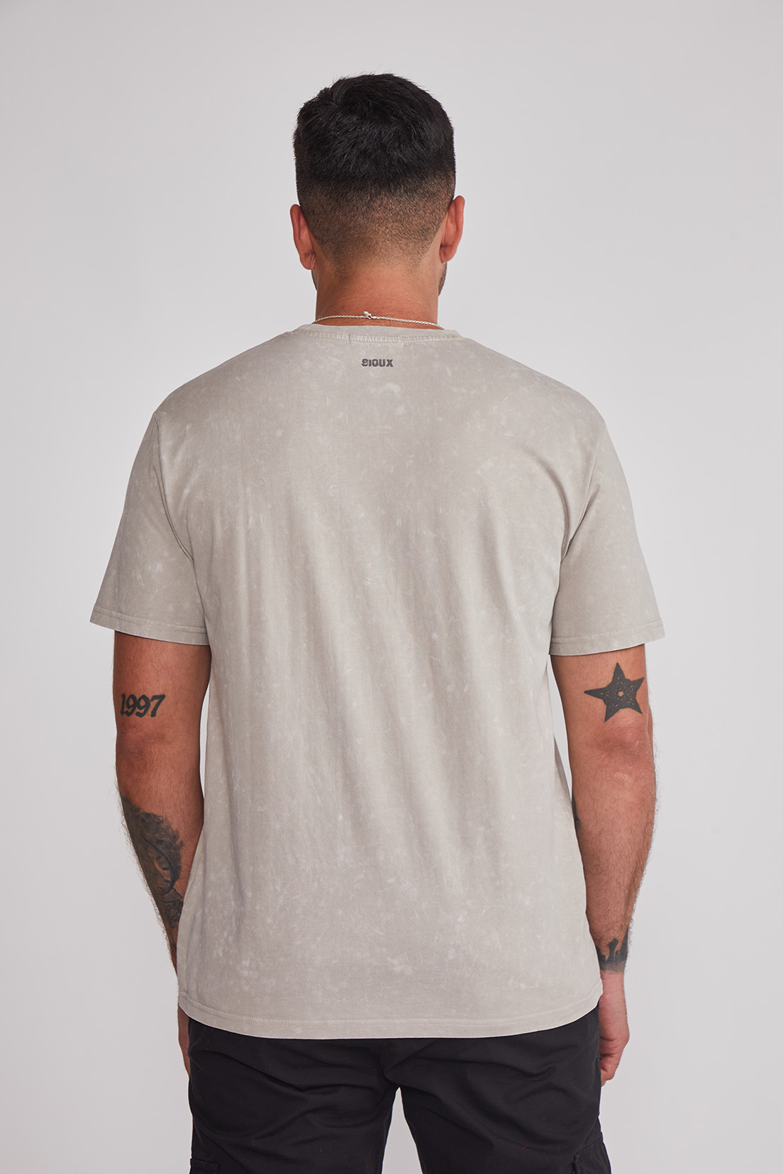 Polera Hombre Racing Boxy Gris Sioux 2