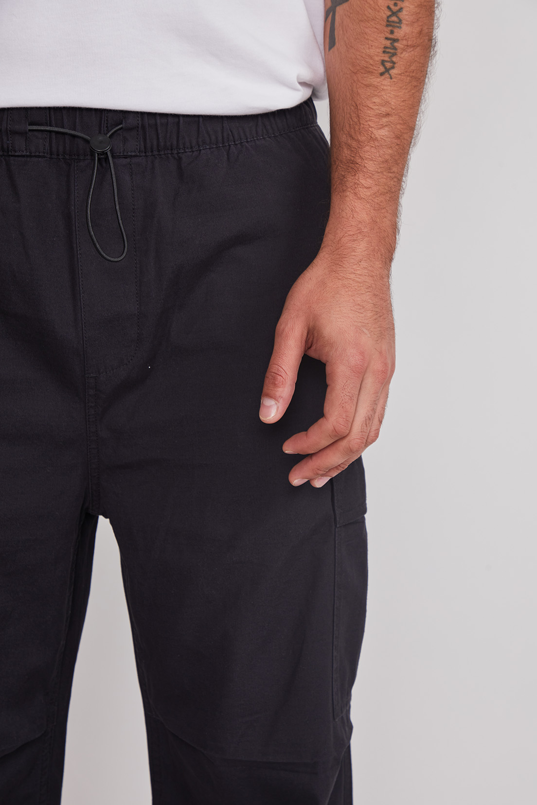 Pantalón Hombre Cargo Parachute Negro Sioux 4