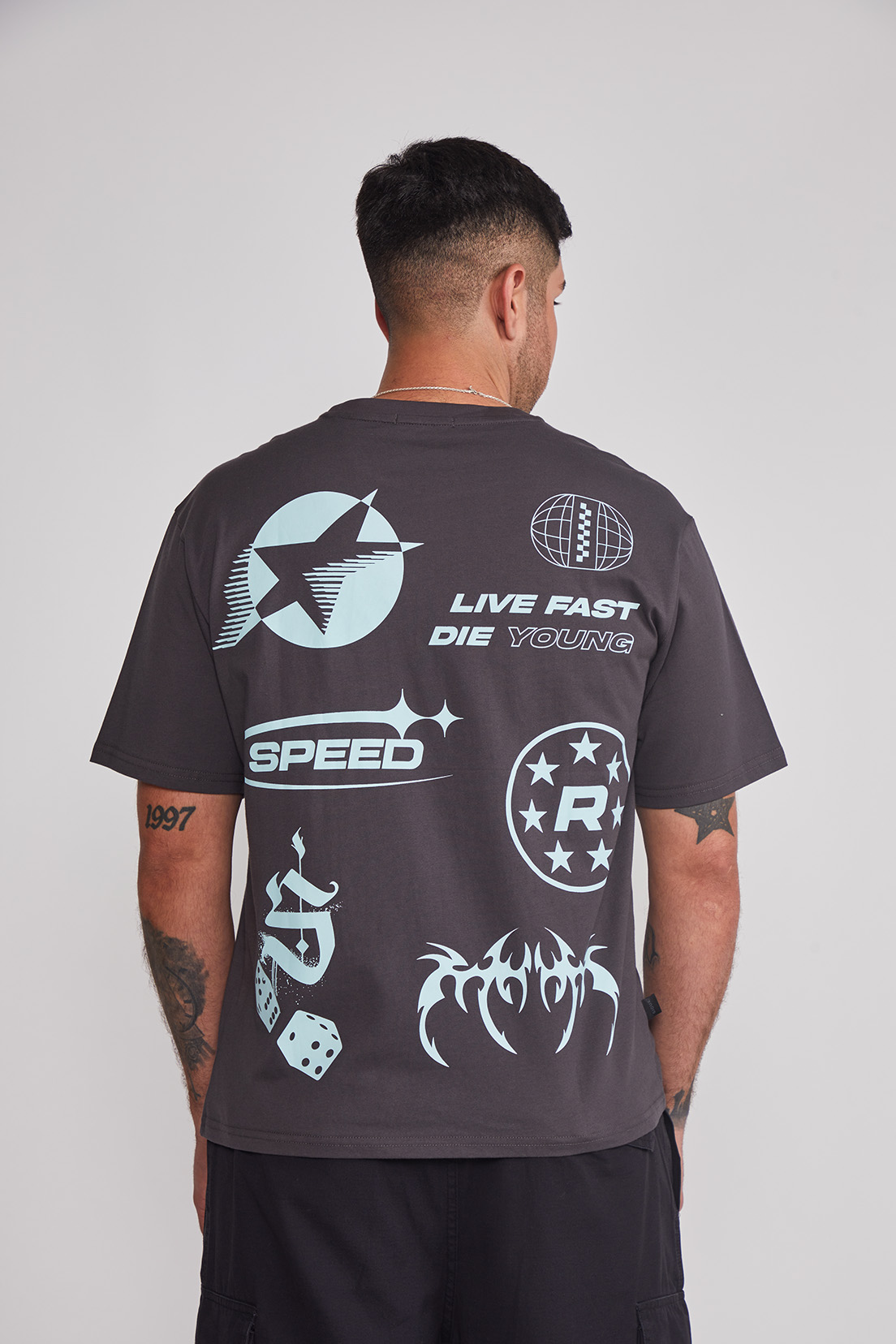 Polera Hombre Boxy Gris Sioux 2