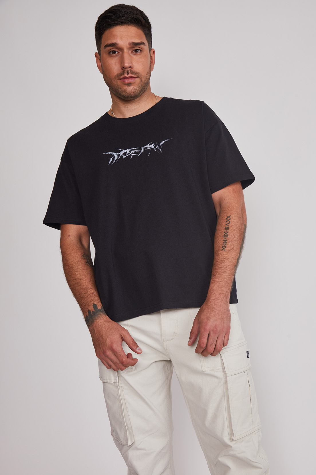 Polera Hombre Boxy Pegasus Negro Sioux 3