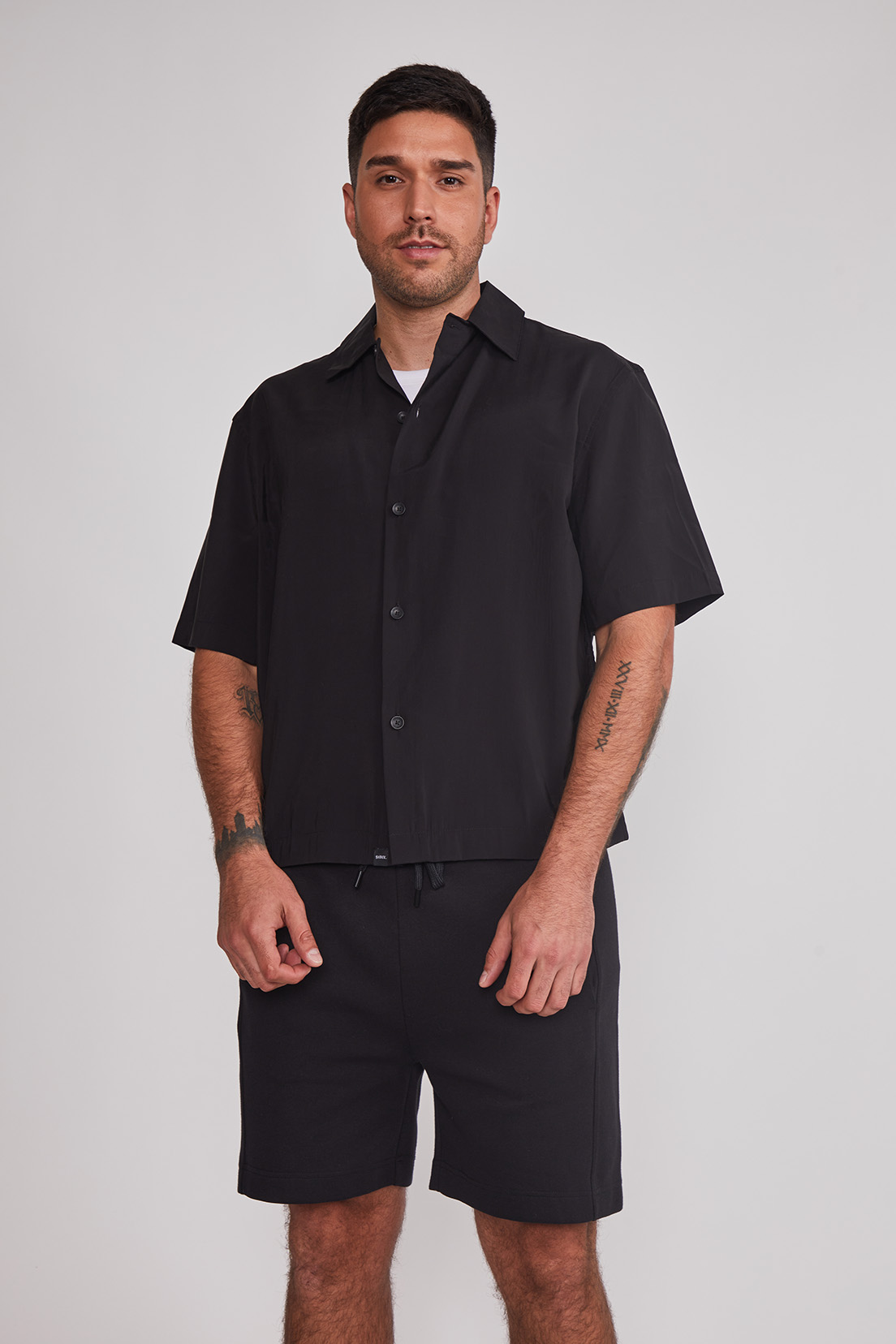 Camisa Hombre Boxy Fit Negro Sioux 1