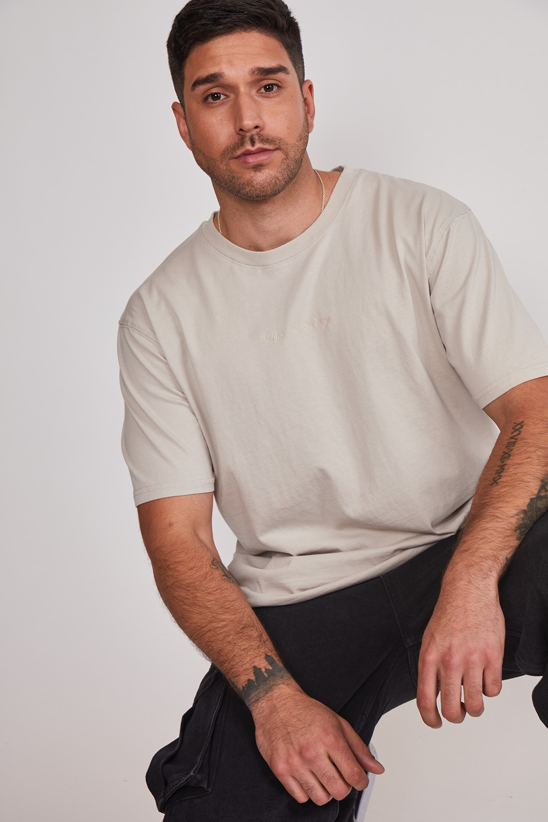 Polera Hombre Moda Relaxed Gris Sioux 3