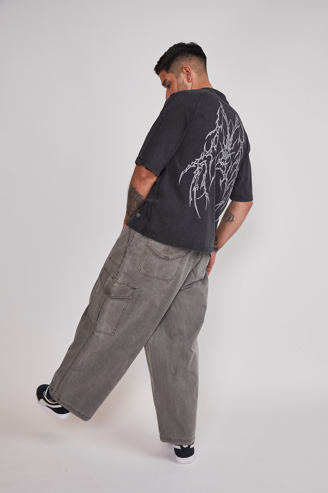 Pantalón Hombre Baggy Cargo Gris Sioux 3