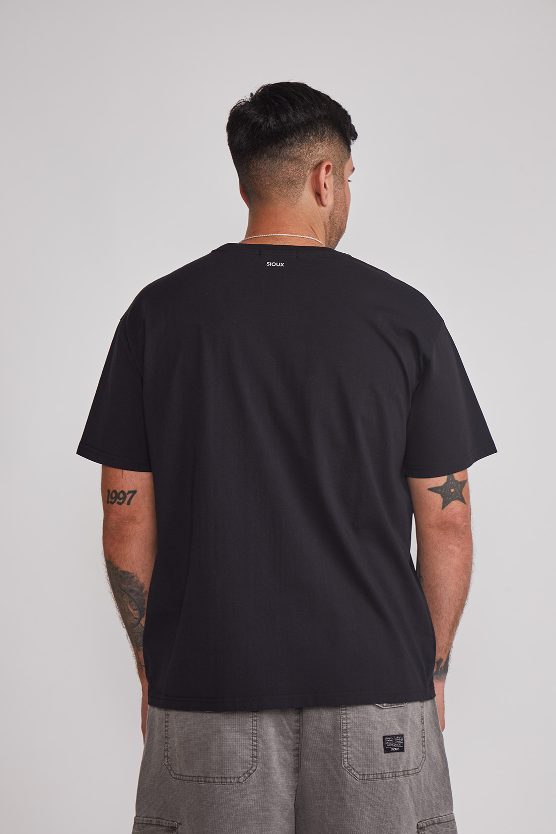 Polera Hombre Solar Negro Sioux 2