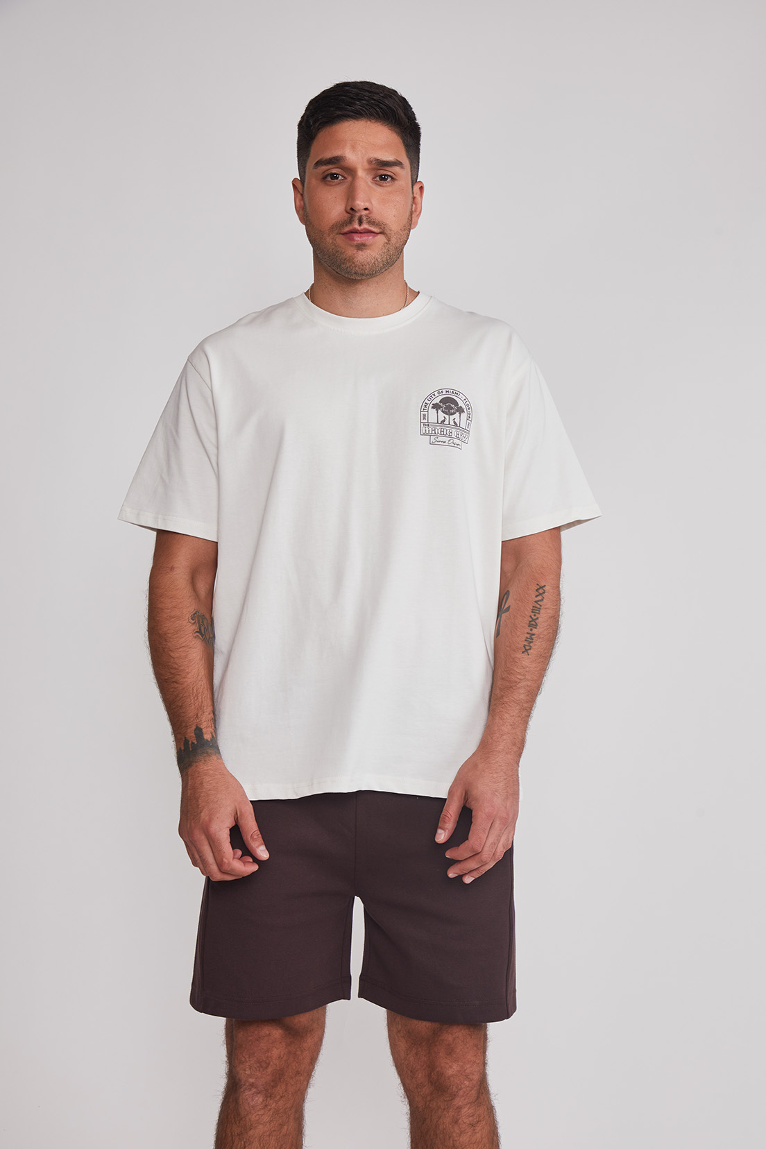 Polera Hombre Palmeras Crudo Sioux 1