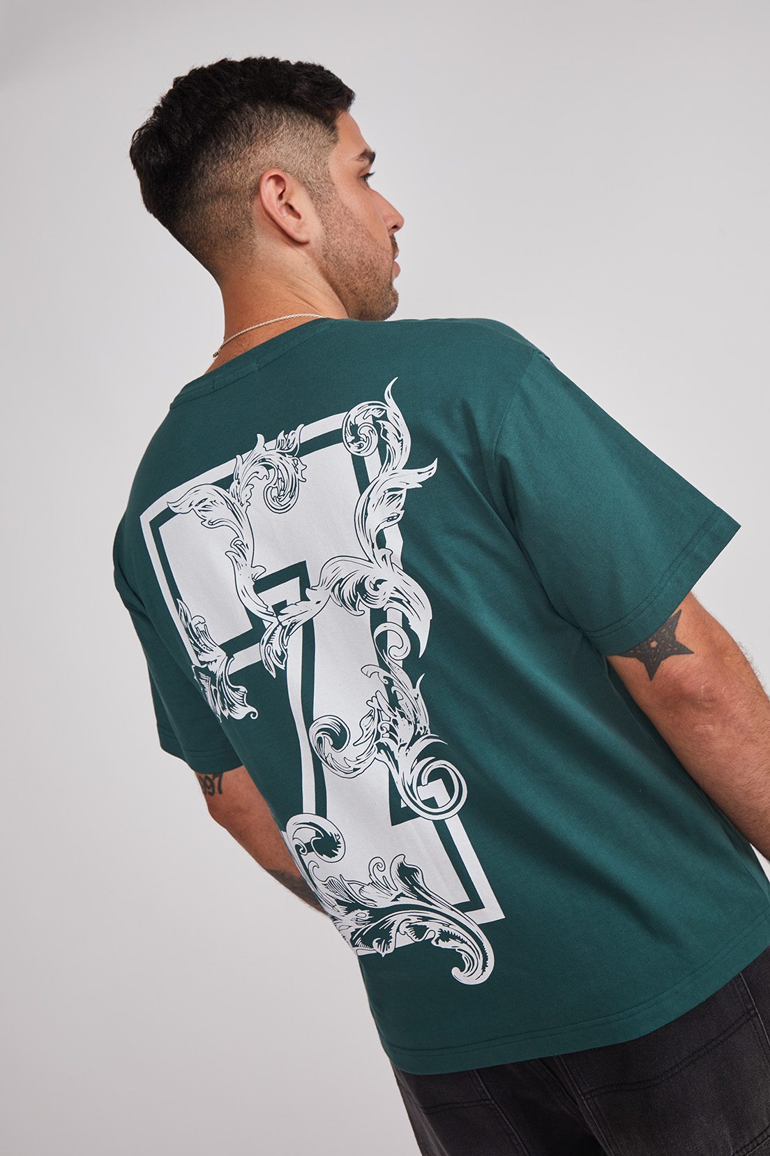 Polera Hombre Siete Verde Sioux 3