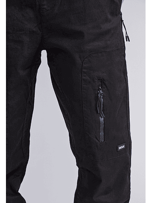 Pantalón Jogger Bolsillo Técnico Negro Sioux