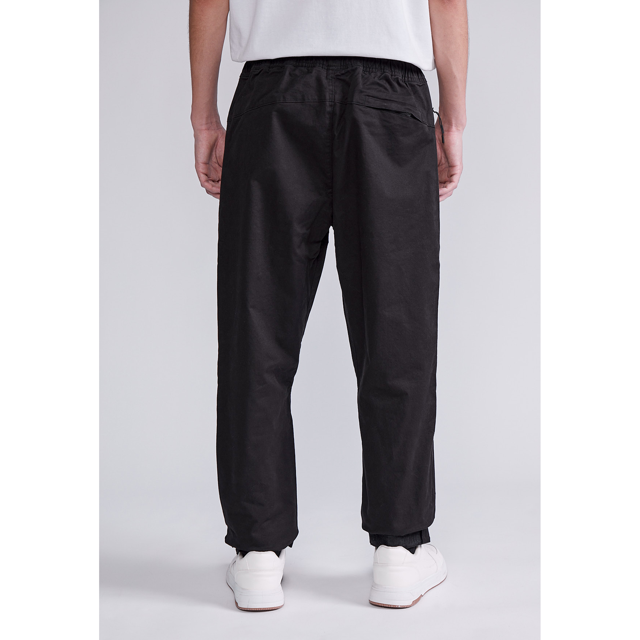 Pantalón Jogger Bolsillo Técnico Negro Sioux 3