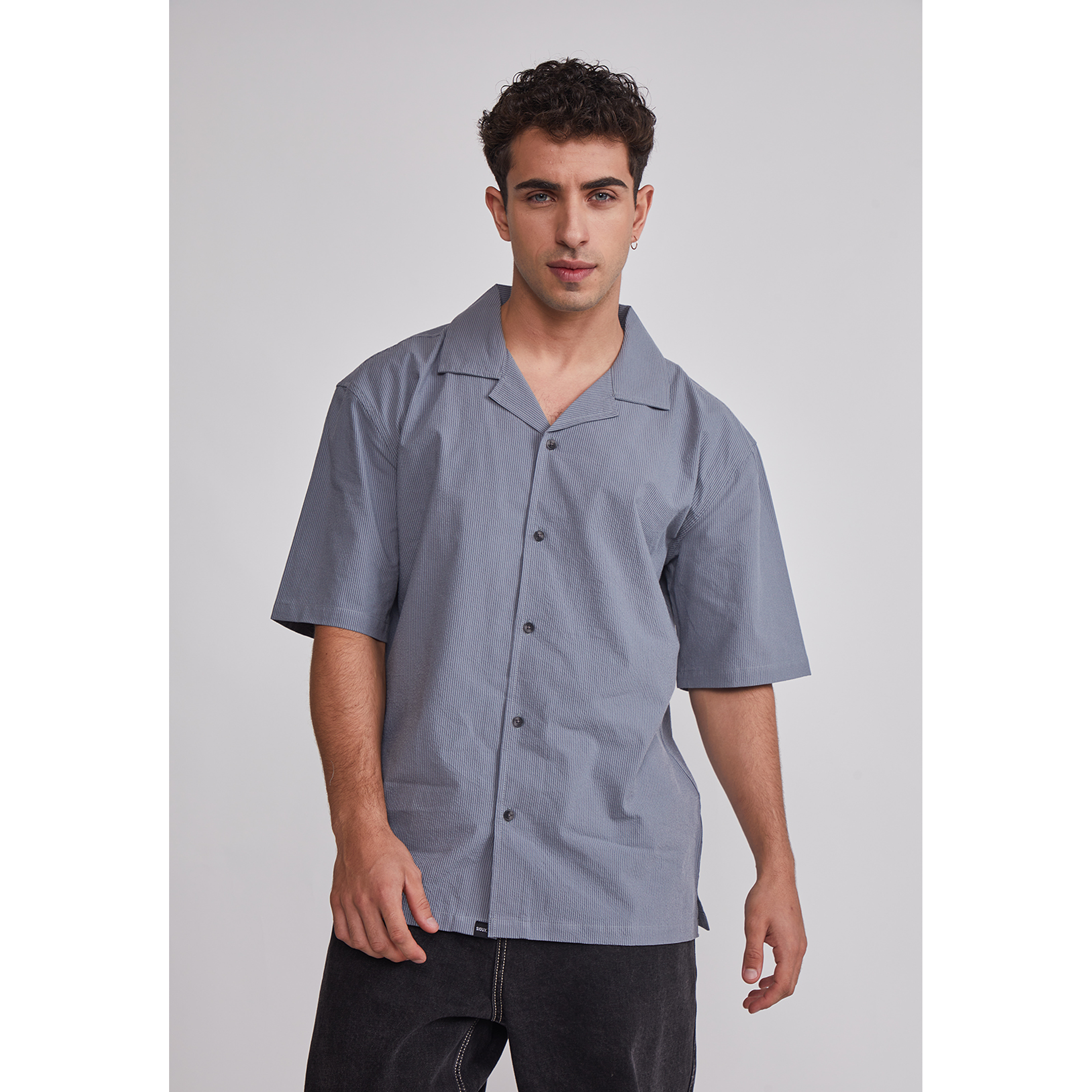 Camisa Hombre Boxy Fit Gris Sioux 1