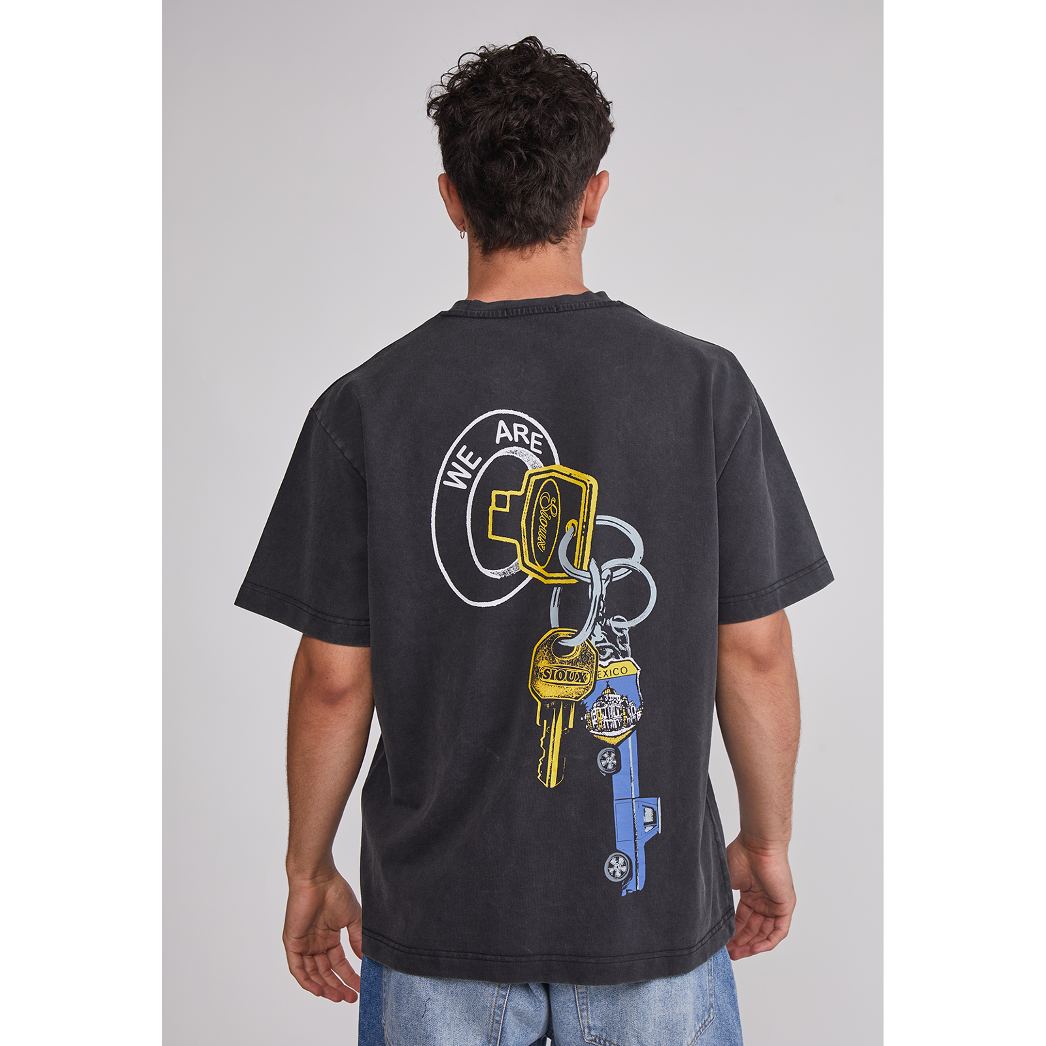 Polera Hombre Llaves Gris Sioux 5