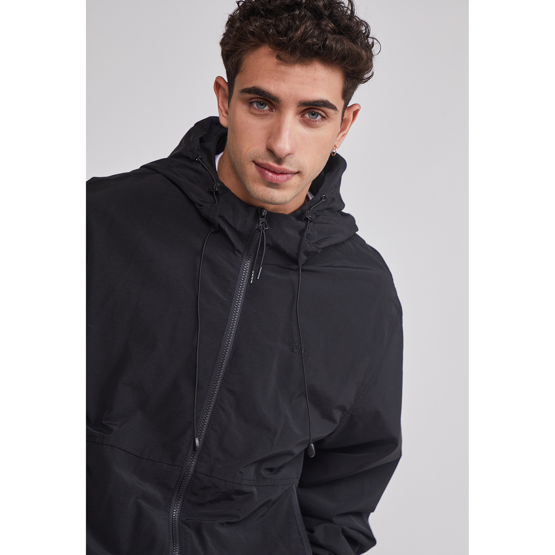 Cortaviento Hombre Basic Bordado Negro Sioux 5