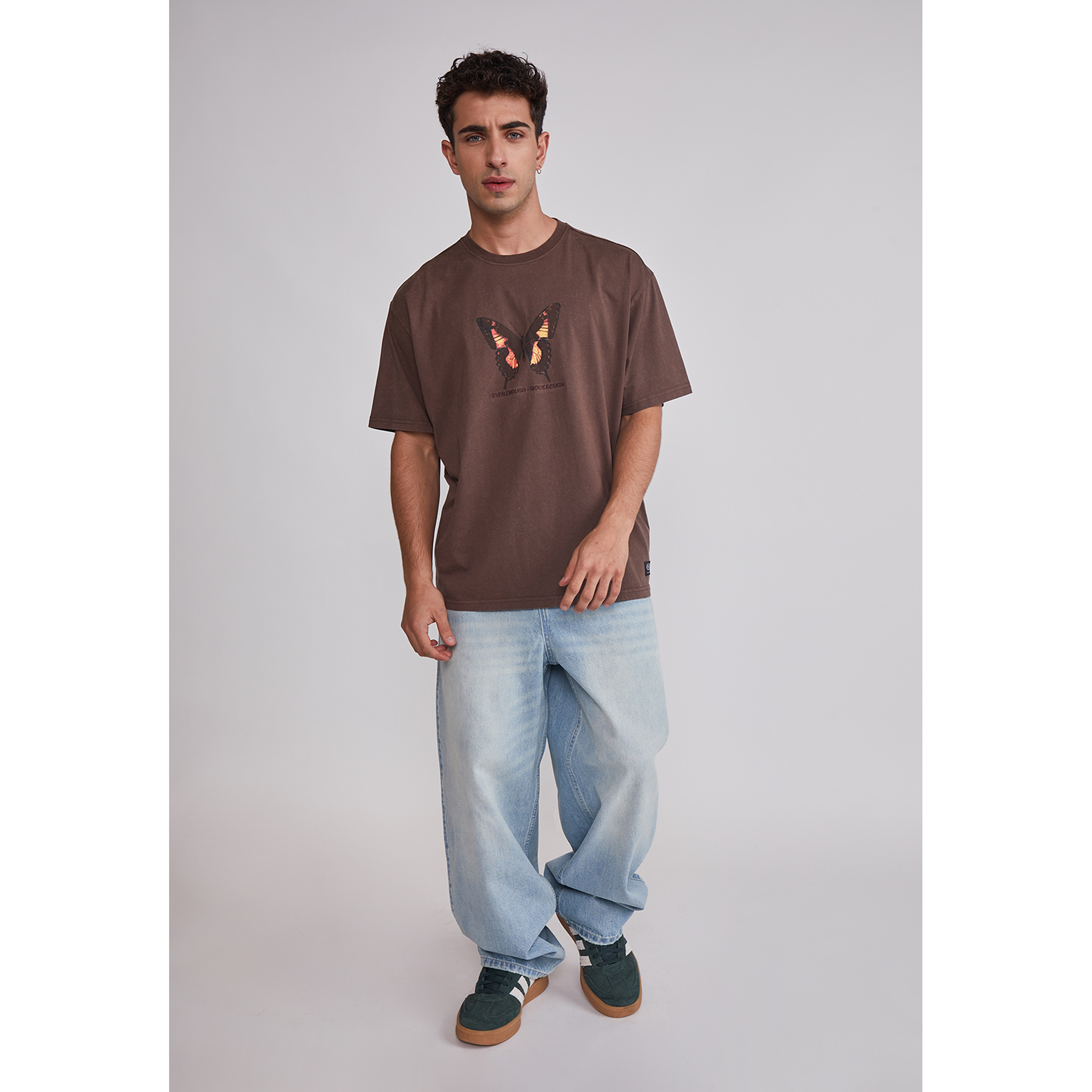 Polera Hombre Relaxed Mariposa Café Sioux 2