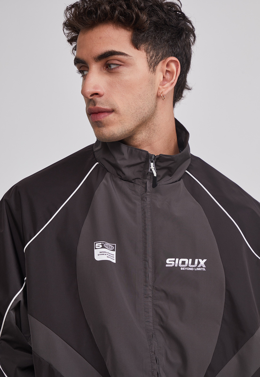 Cortaviento Hombre Técnico Sport Negro Sioux 5