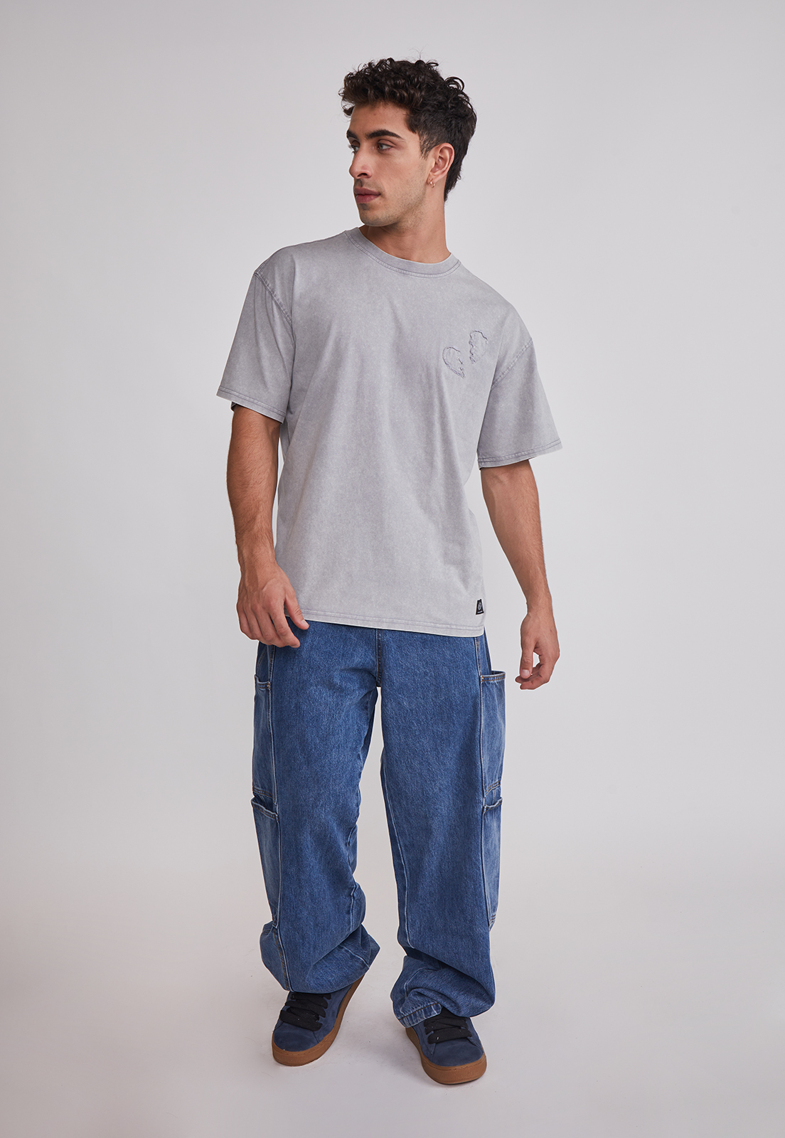 Polera Hombre Corazón 3D Gris Sioux 3