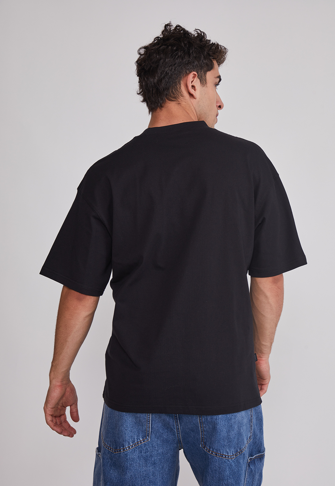 Polera Hombre Bordados Negro Sioux 2